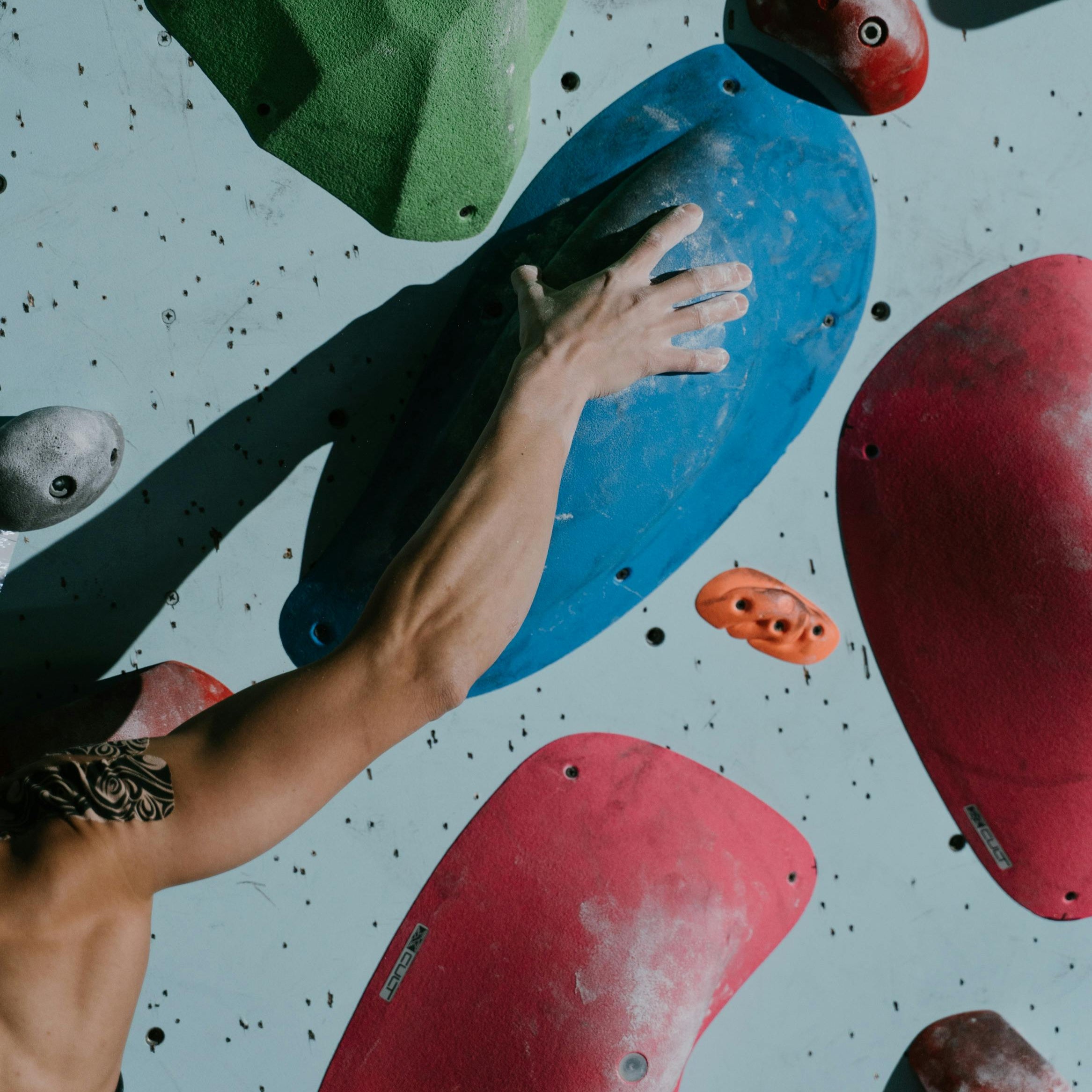 Komodo Ball™ - Callus Building Grip Trainer for Rock-Solid Hands