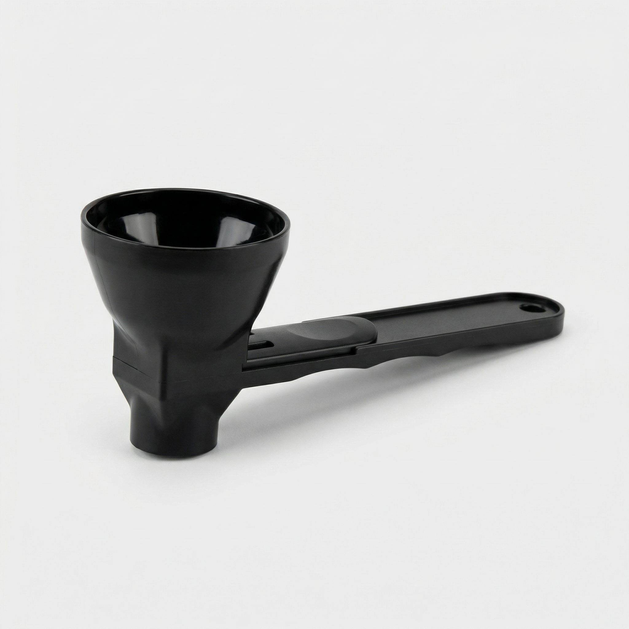 SlideScoop™ – No-Spill Protein & Supplement Funnel